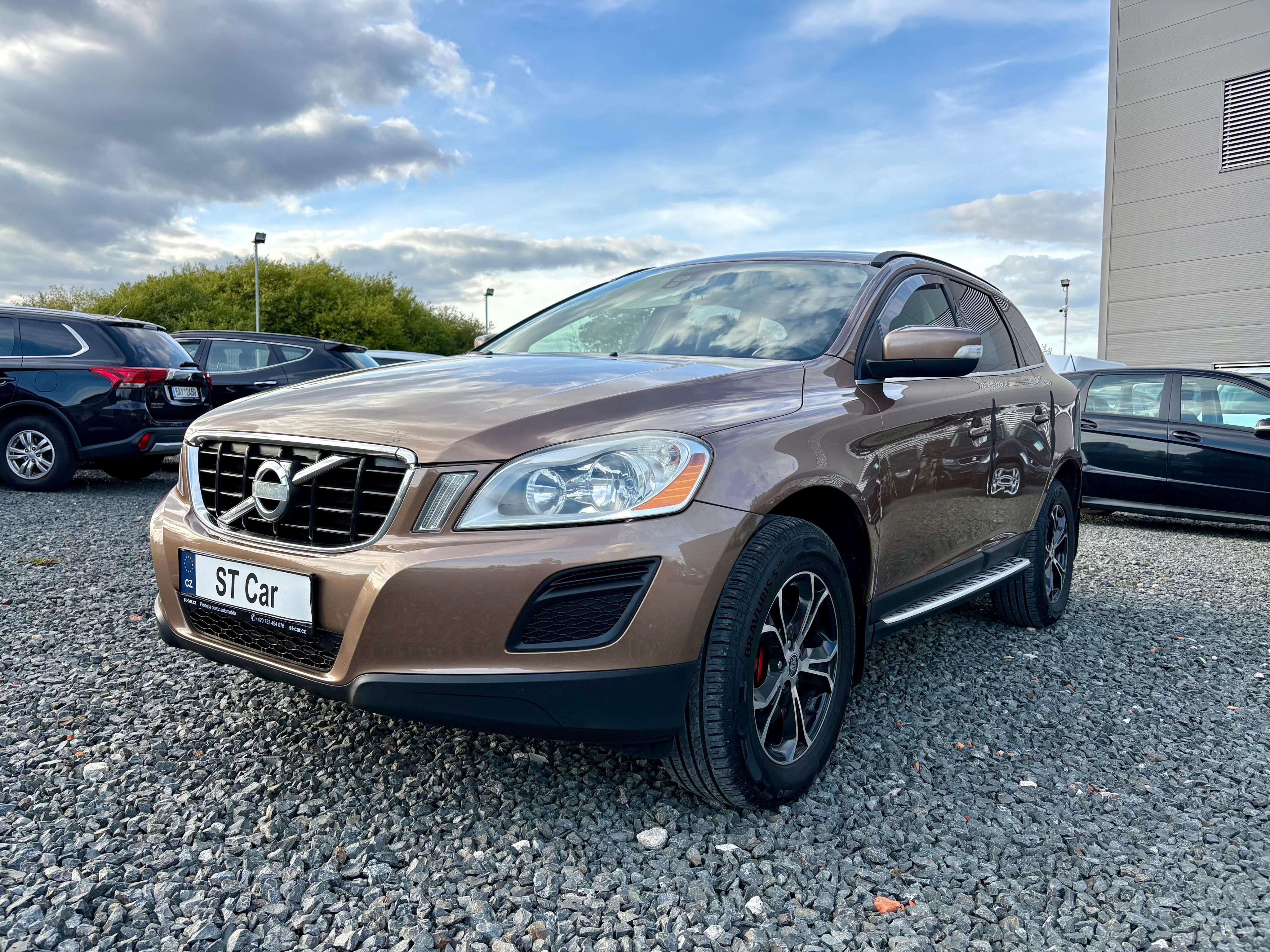 Volvo XC60, 2.4D5 151kw AWD Aut. Pův. ČR