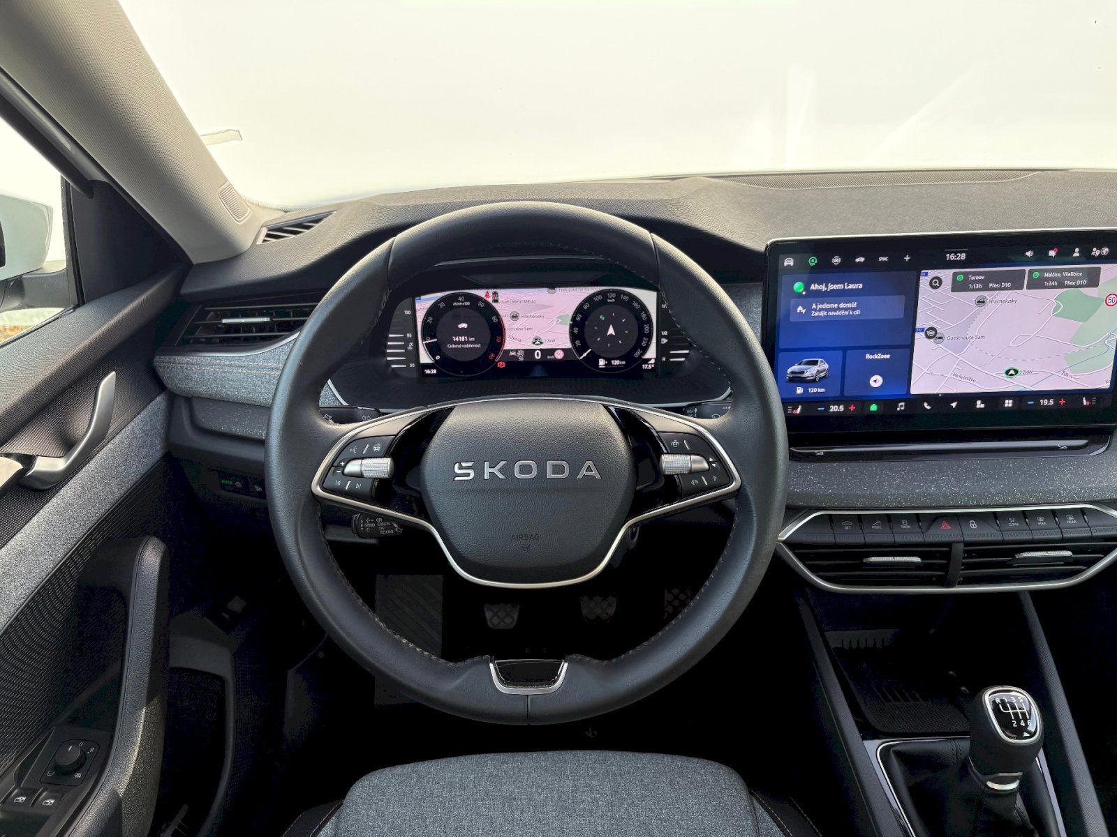Škoda Octavia, Top Selection 1.5 TSI / 85 kW - fotka 5