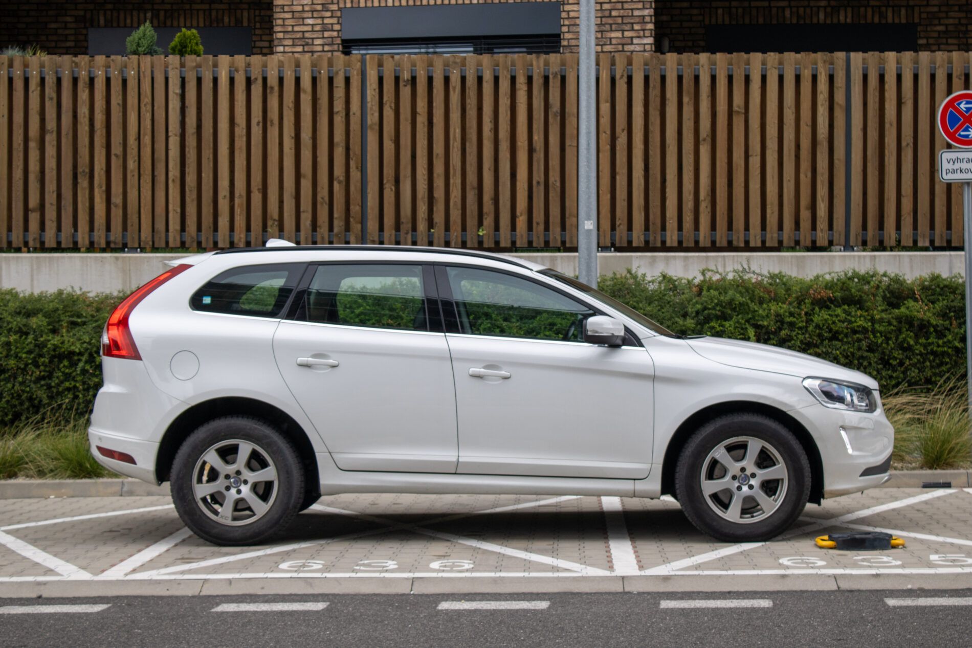 Volvo XC60 - fotka 4