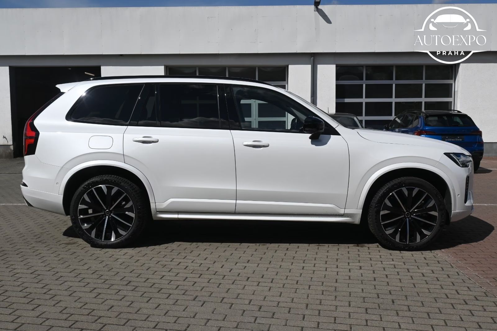 Volvo XC90, T8 AWD Plus Dark*PANORAMA - fotka 4