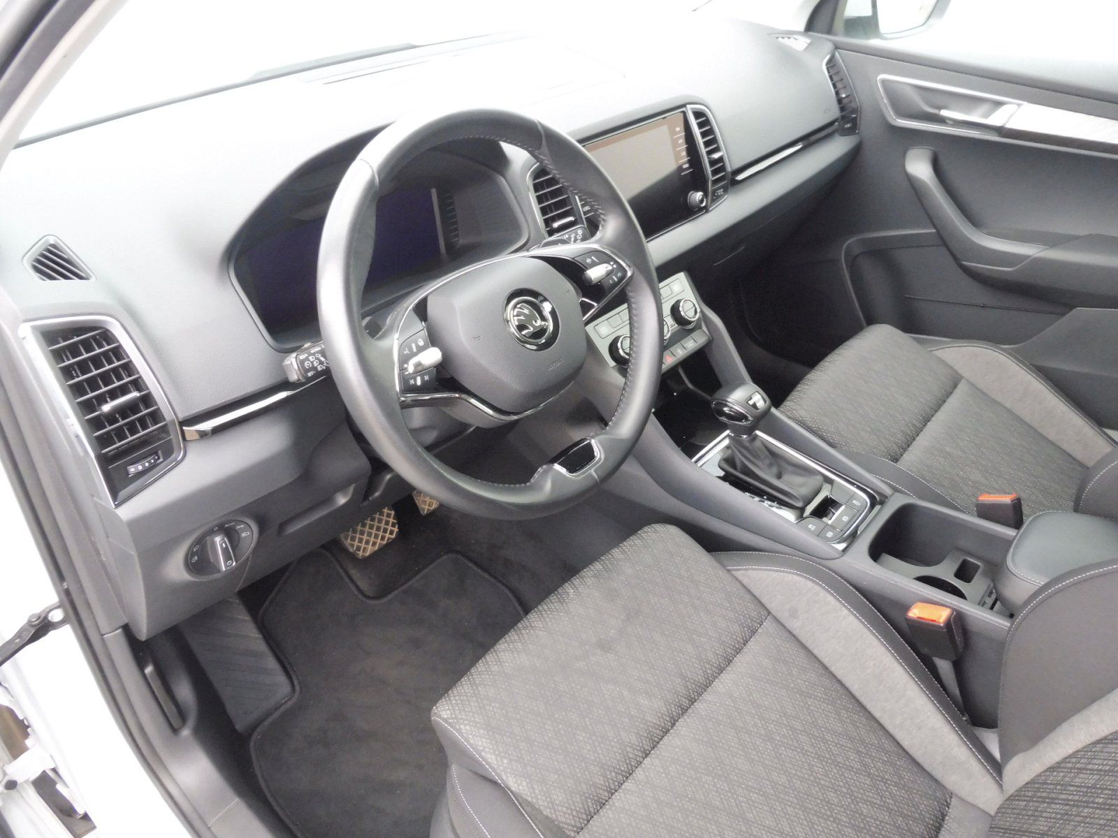 Škoda Karoq, Style 2,0 TDI 110kW DSG 4x4 - fotka 6