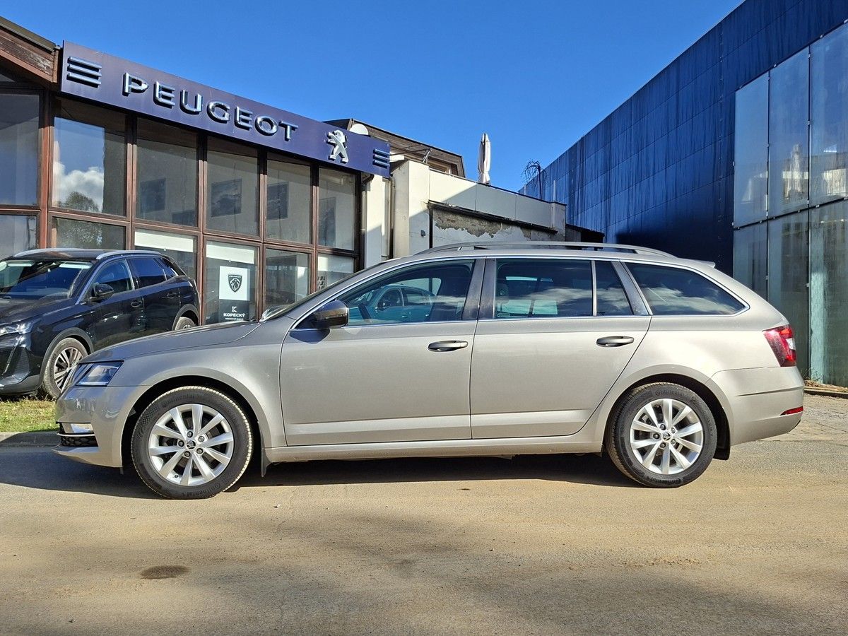Škoda Octavia, COMBI 2,0 TDI 150k M6 - fotka 4