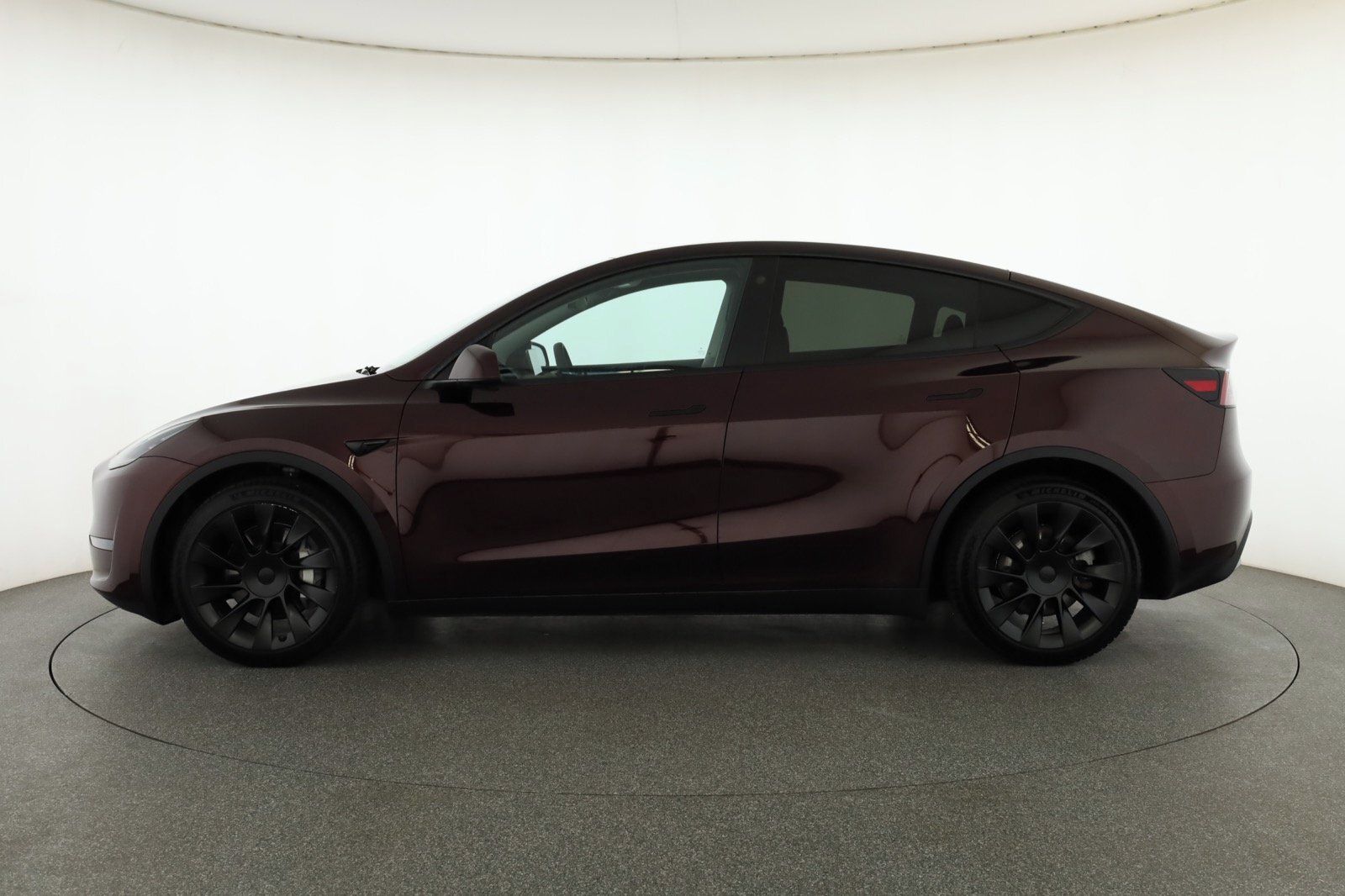 Tesla Model Y, Long Range AWD 79kWh, SoH 94% - fotka 3