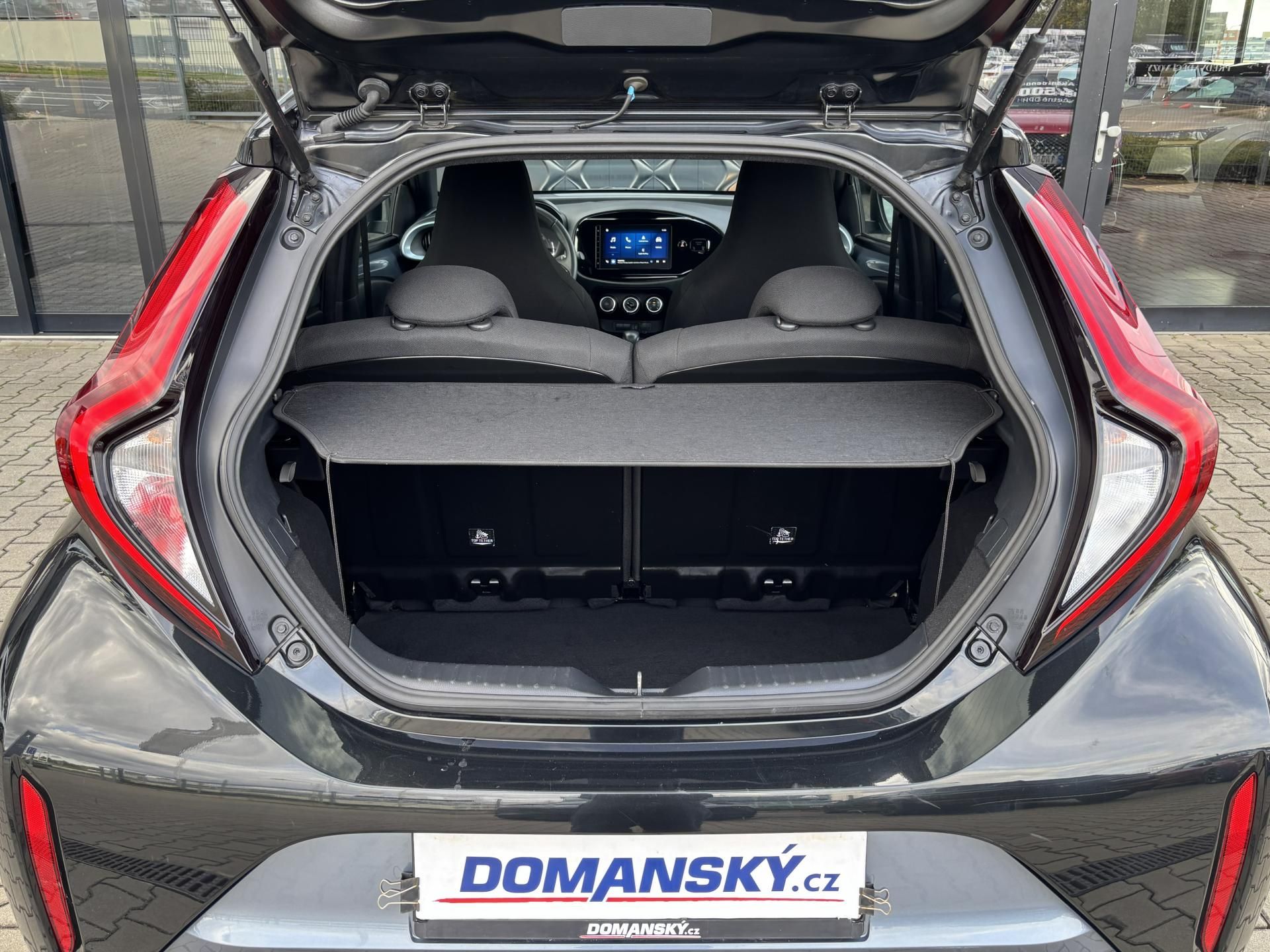 Toyota Aygo, X STYLE 1.0 VVT-i 53 kW - fotka 5