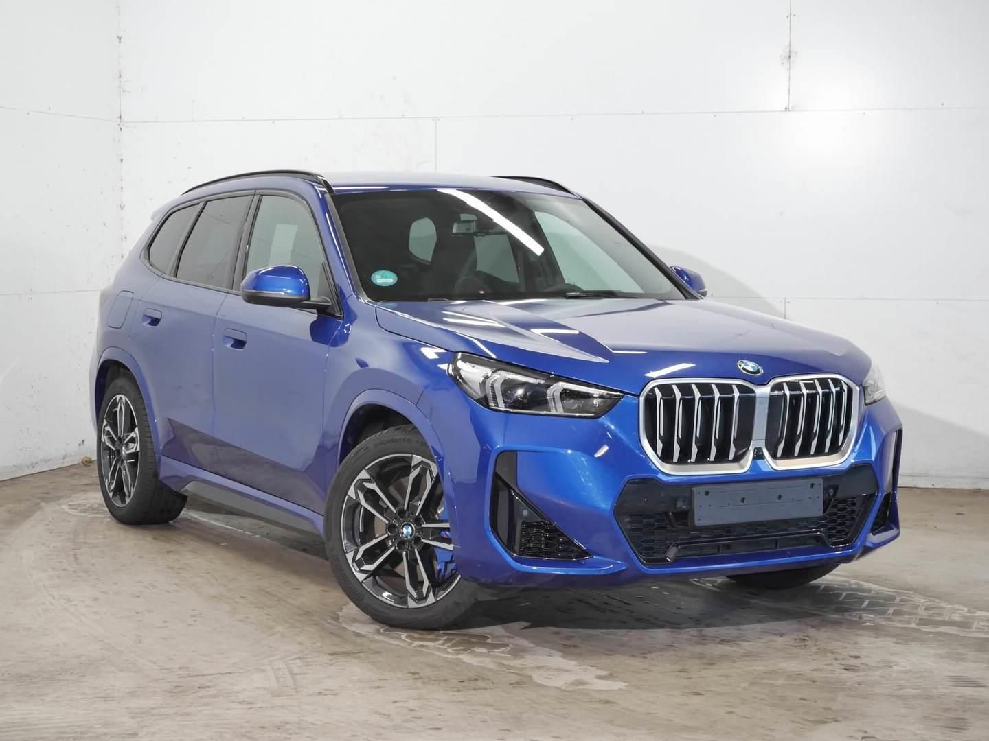 BMW X1, X1 23i xDrive Tažné Harman - fotka 2