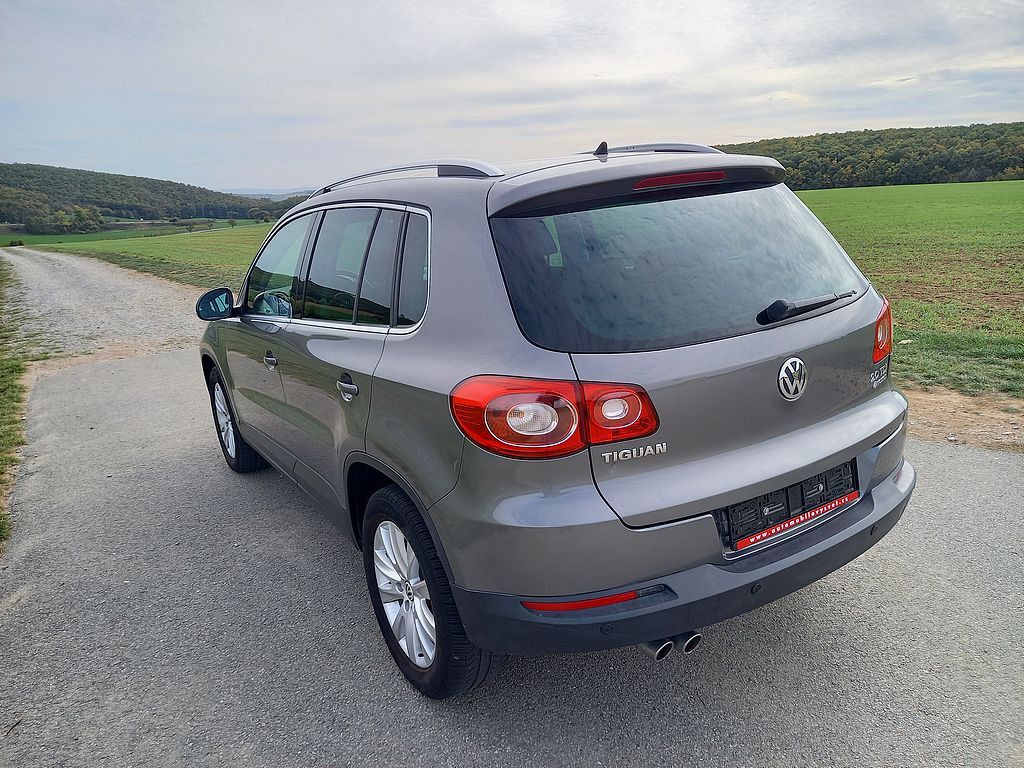 Volkswagen Tiguan, 2,0Tdi 125kw klima+4x4+alu. - fotka 4
