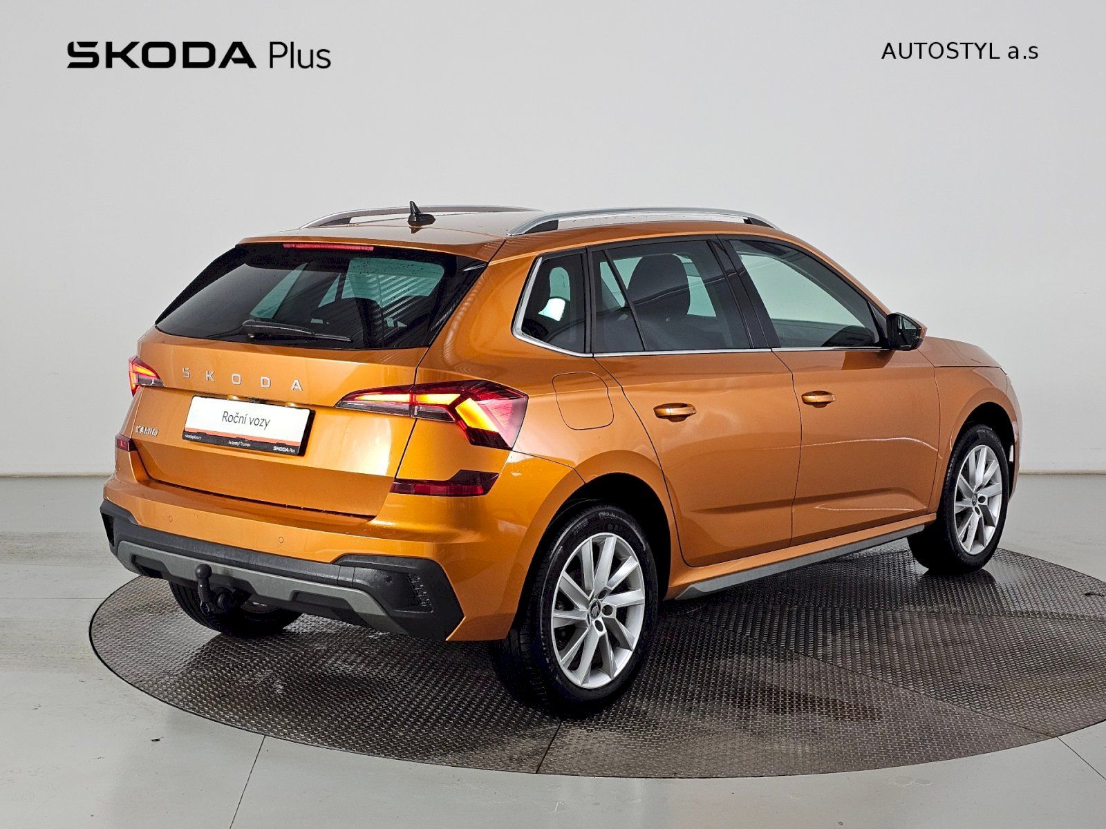 Škoda Kamiq, 1.0TSI 85kW TOP Selection DSG - fotka 2