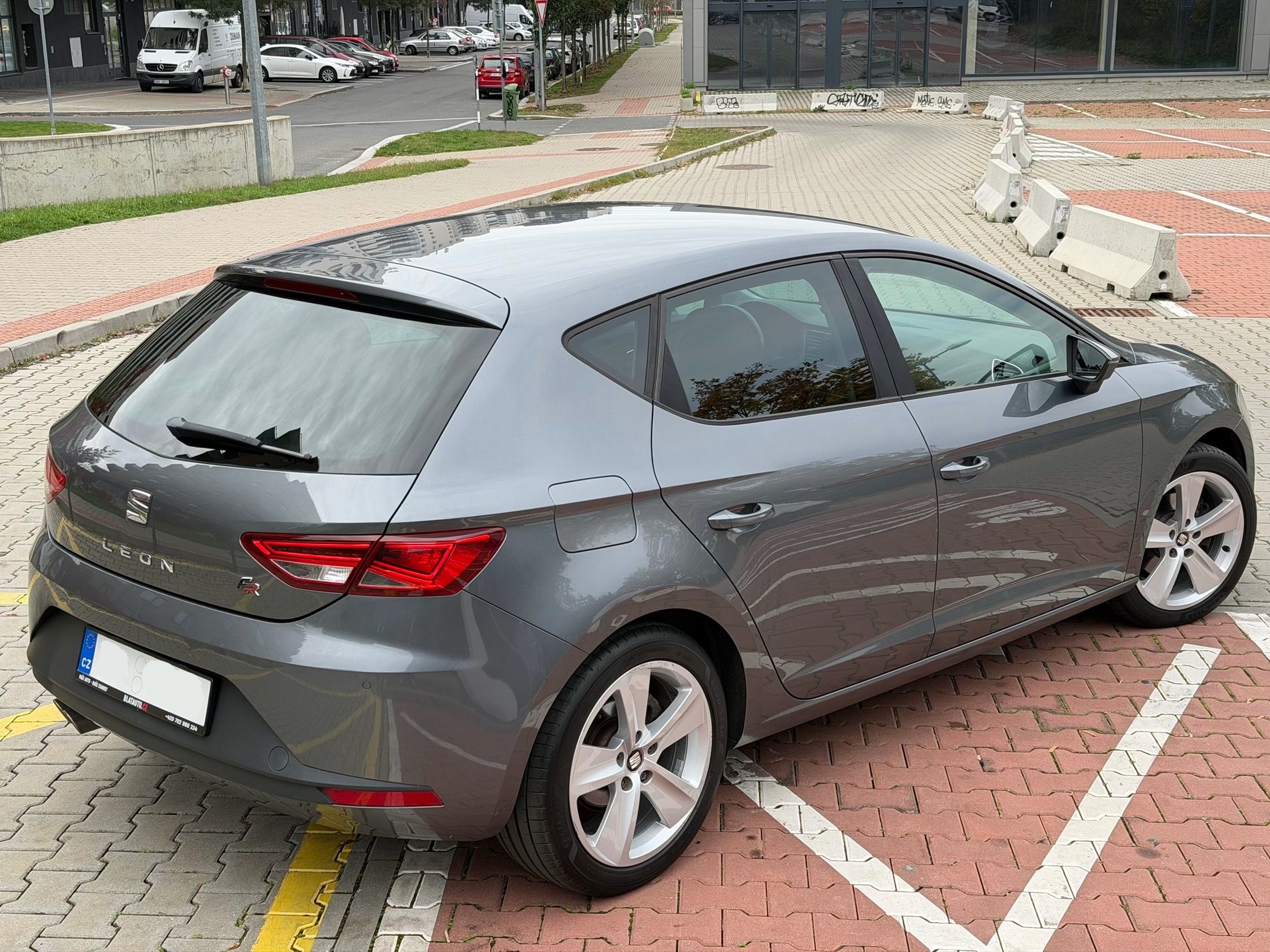 Seat Leon, FR 1.4 TSI 103 kW sevisní hist - fotka 4