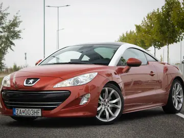 Peugeot RCZ