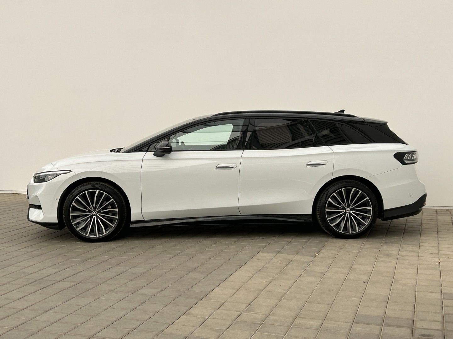 Volkswagen ID.7, 210kW Pro S People Tourer - fotka 3