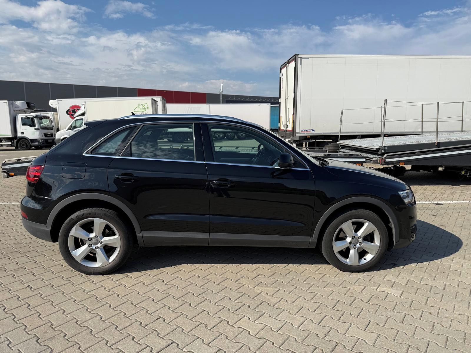 Audi Q3, 2.0 TDI Quattro, 1maj. - fotka 4