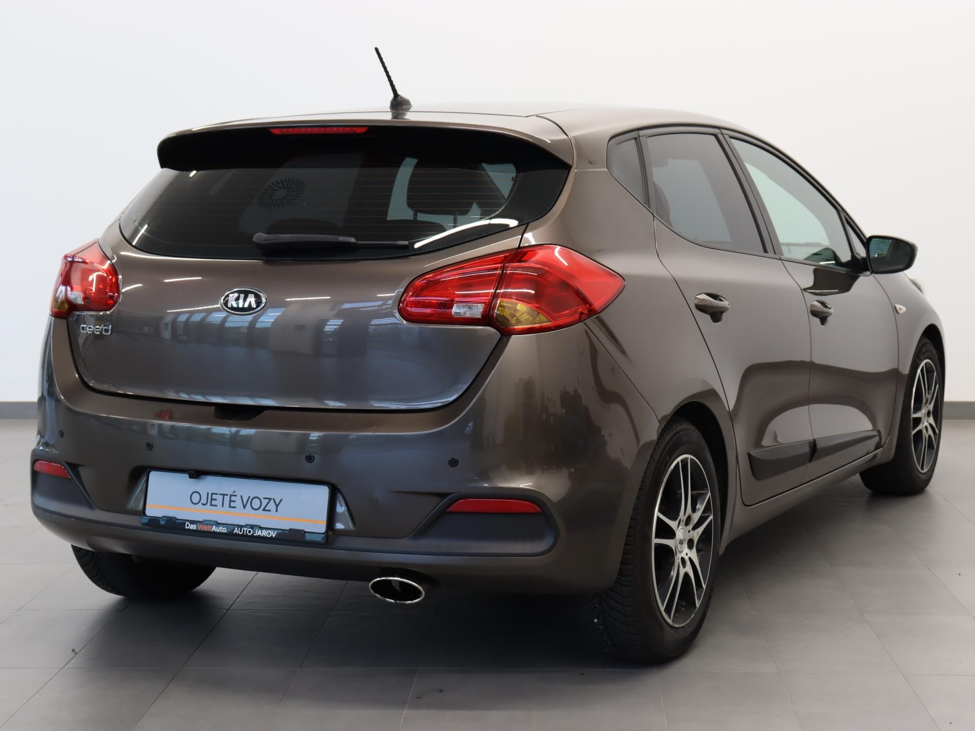 Kia Cee´d, 1.6 GDI Comfort - fotka 2
