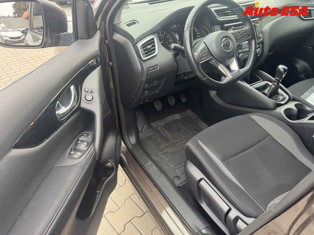 Nissan Qashqai, 1.6DiG-T,ČR - fotka 3