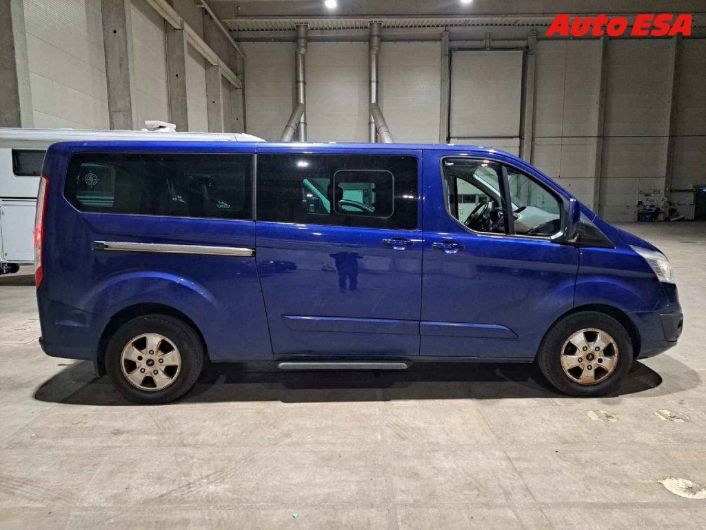Ford Tourneo Custom, 2.0TDCi L2 9míst,Limited - fotka 3
