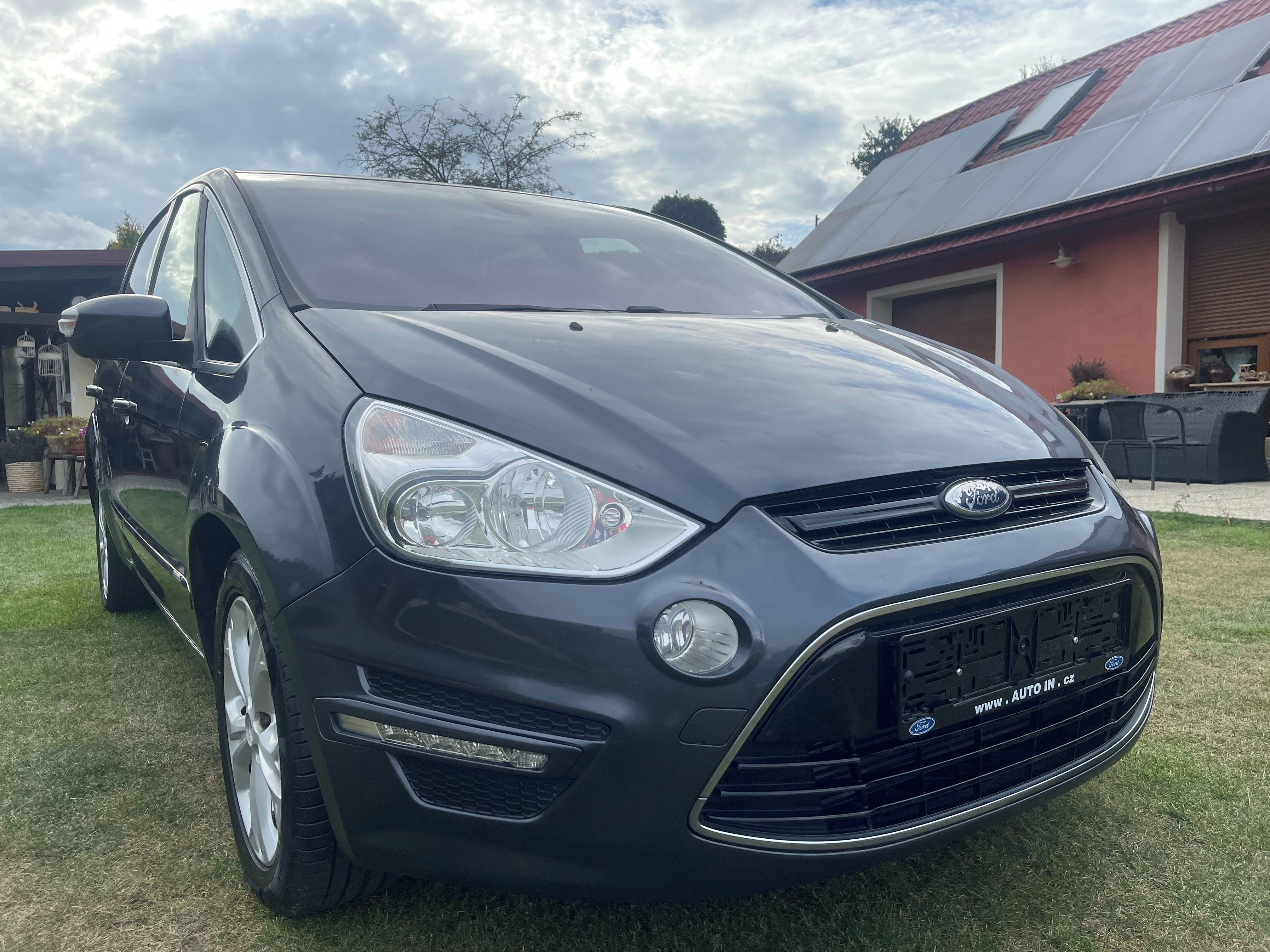 Ford S-MAX, 2.0TDCI 120kW,tempomat - fotka 2