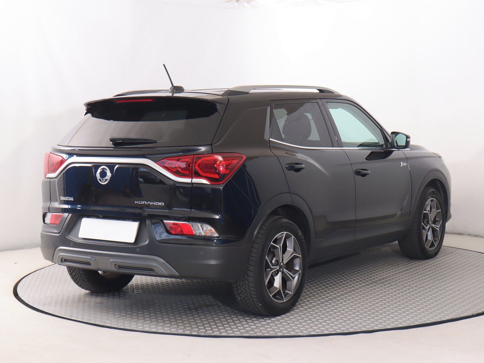 SsangYong Korando, 1.5 T-GDI, Style Plus, Automat - fotka 5