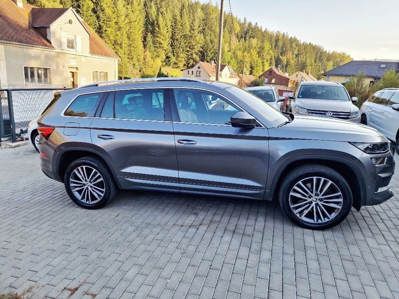 Škoda Kodiaq, 2.0 TDi L&K, 47 tis.km, LED - fotka 6