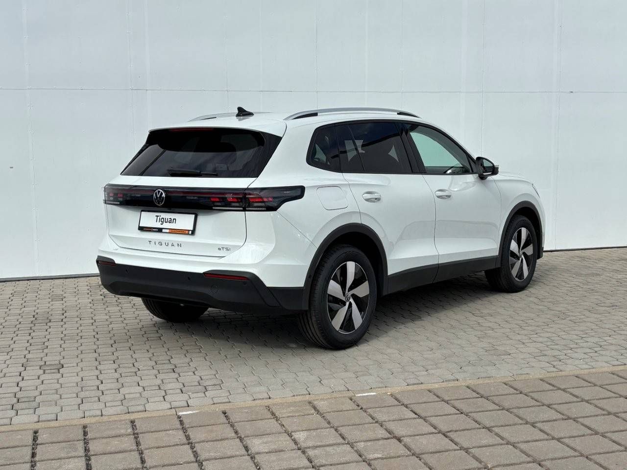 Volkswagen Tiguan, People 7DSG mHEV 1,5eTSI - fotka 2
