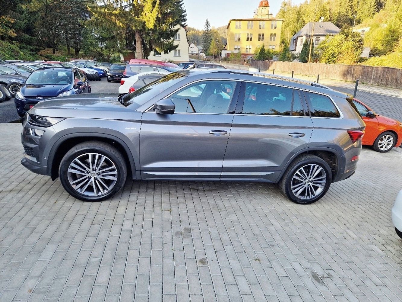 Škoda Kodiaq, 2.0 TDi L&K, 47 tis.km, LED - fotka 5