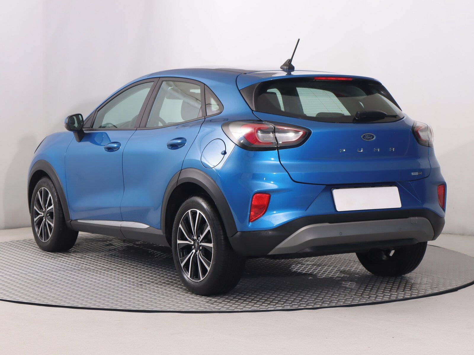 Ford Puma, 1.0 EcoBoost mHEV, Automat - fotka 4