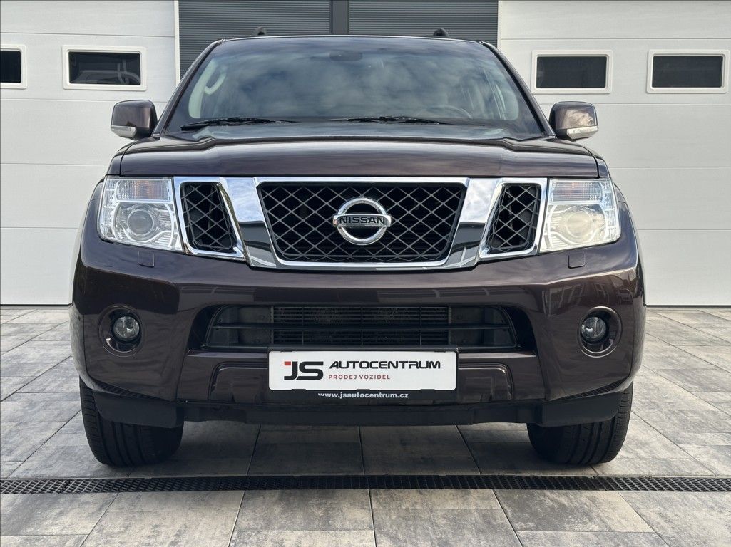 Nissan Pathfinder, 3,0DCI 231PS LE Executive 4x4 - fotka 4