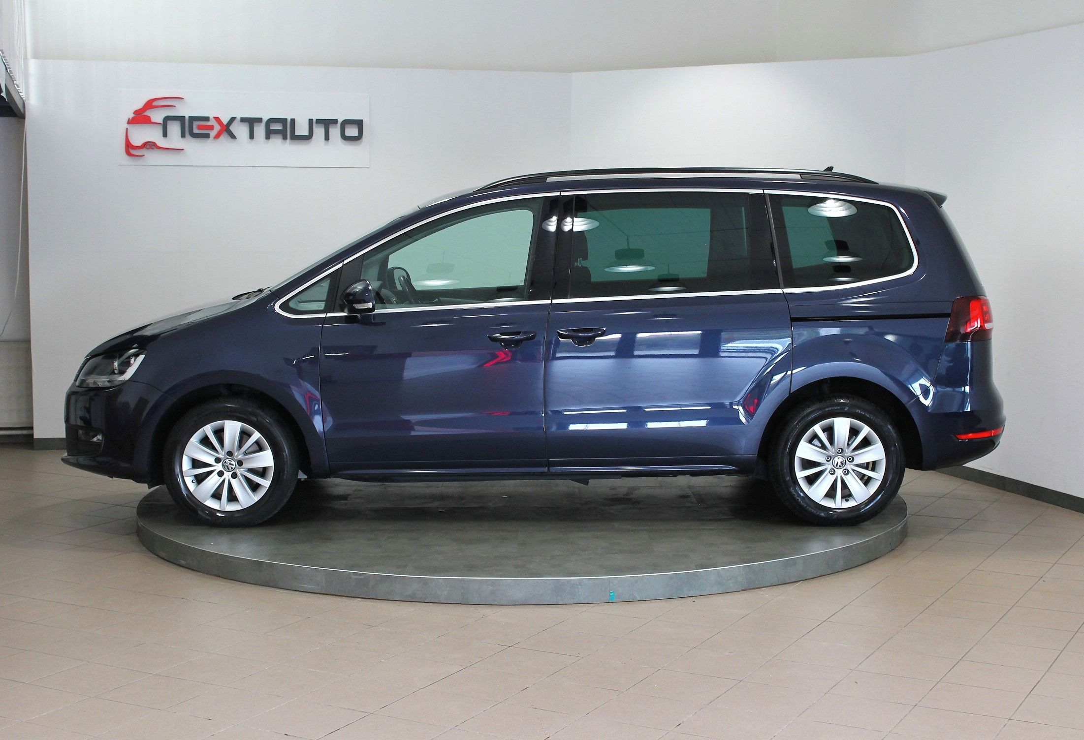 Volkswagen Sharan, 1.4TSI 110KW COMFORTLINE 7MÍST - fotka 2