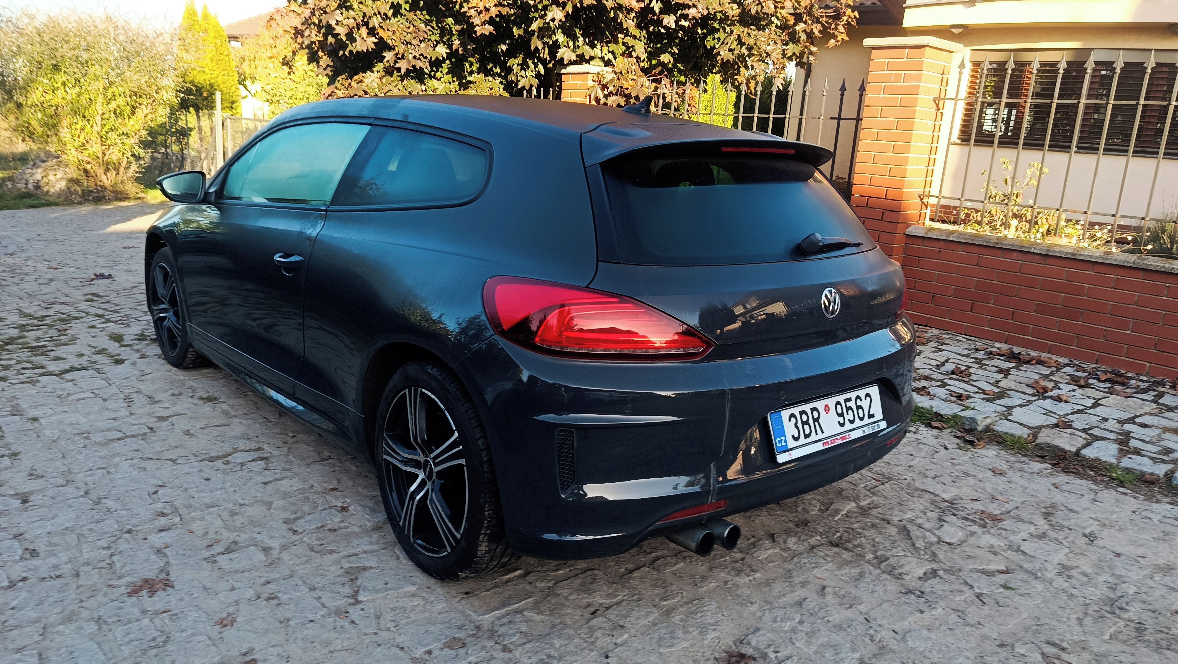 Volkswagen Scirocco, 2,0 TSI R-Line - fotka 4
