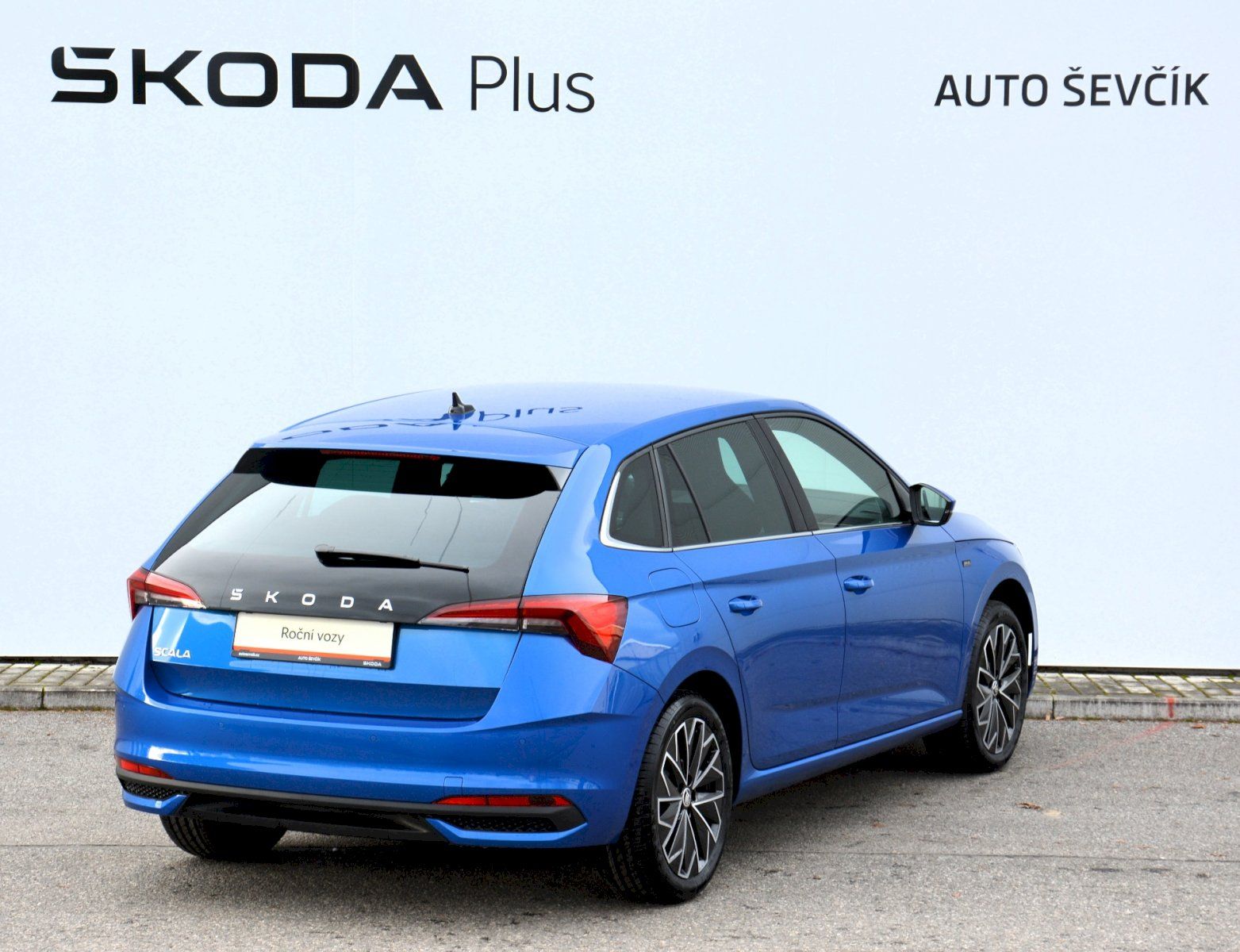 Škoda Scala, Drive 1,0 TSI 85 kW 6 MP - fotka 2