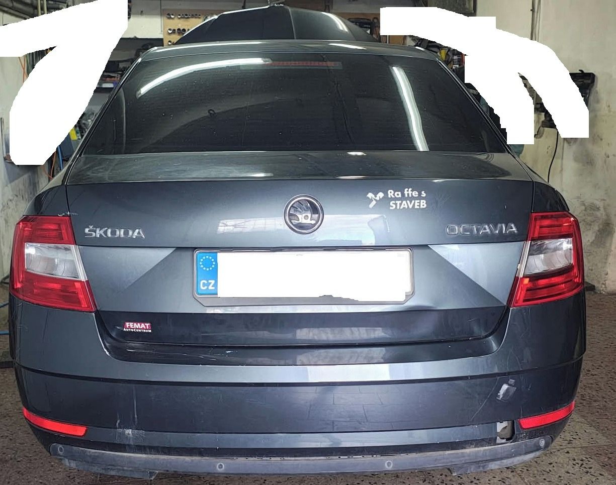 Škoda Octavia, Škoda Octavia III motor KO - fotka 5