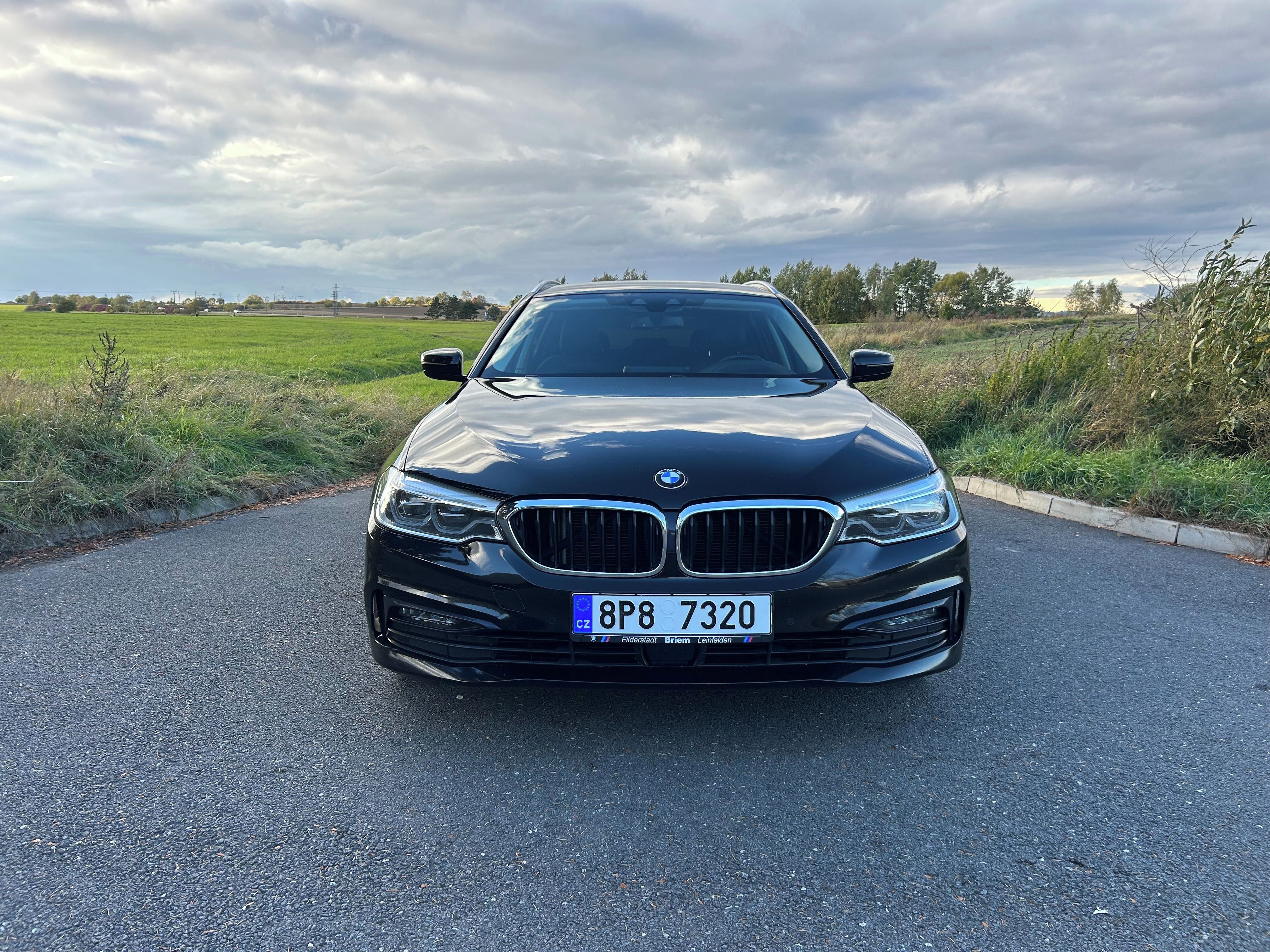 BMW Řada 5, Zimní gumy v ceně - fotka 4