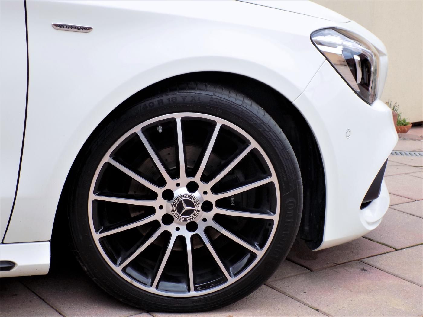 Mercedes-Benz CLA, 2,1 200d 4MATIC SB AMG line - fotka 5