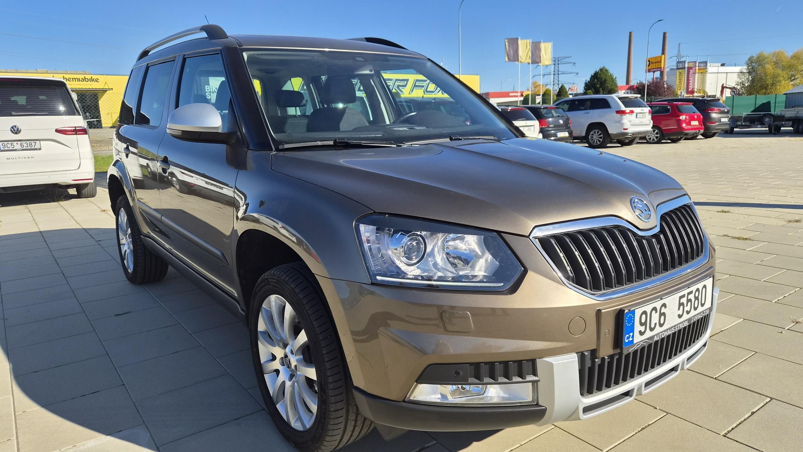 Škoda Yeti, 2,0TDi 4x4 DSG 125KW TOP! - fotka 3