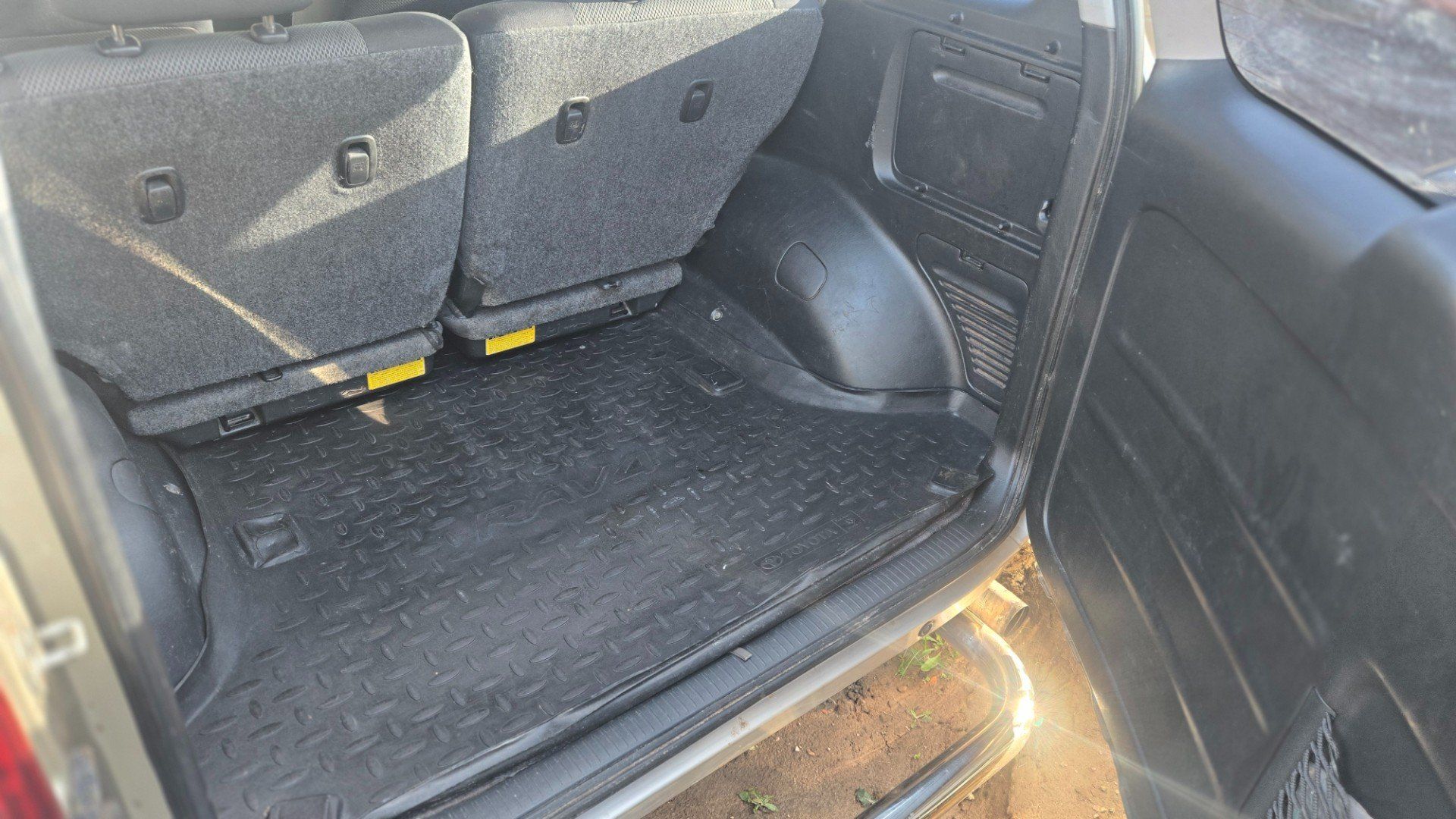 Toyota Rav4, 1.majitel, serviska - fotka 5