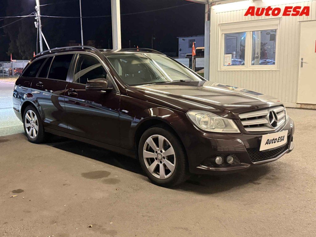 Mercedes-Benz Třídy C, 2.2 CDi