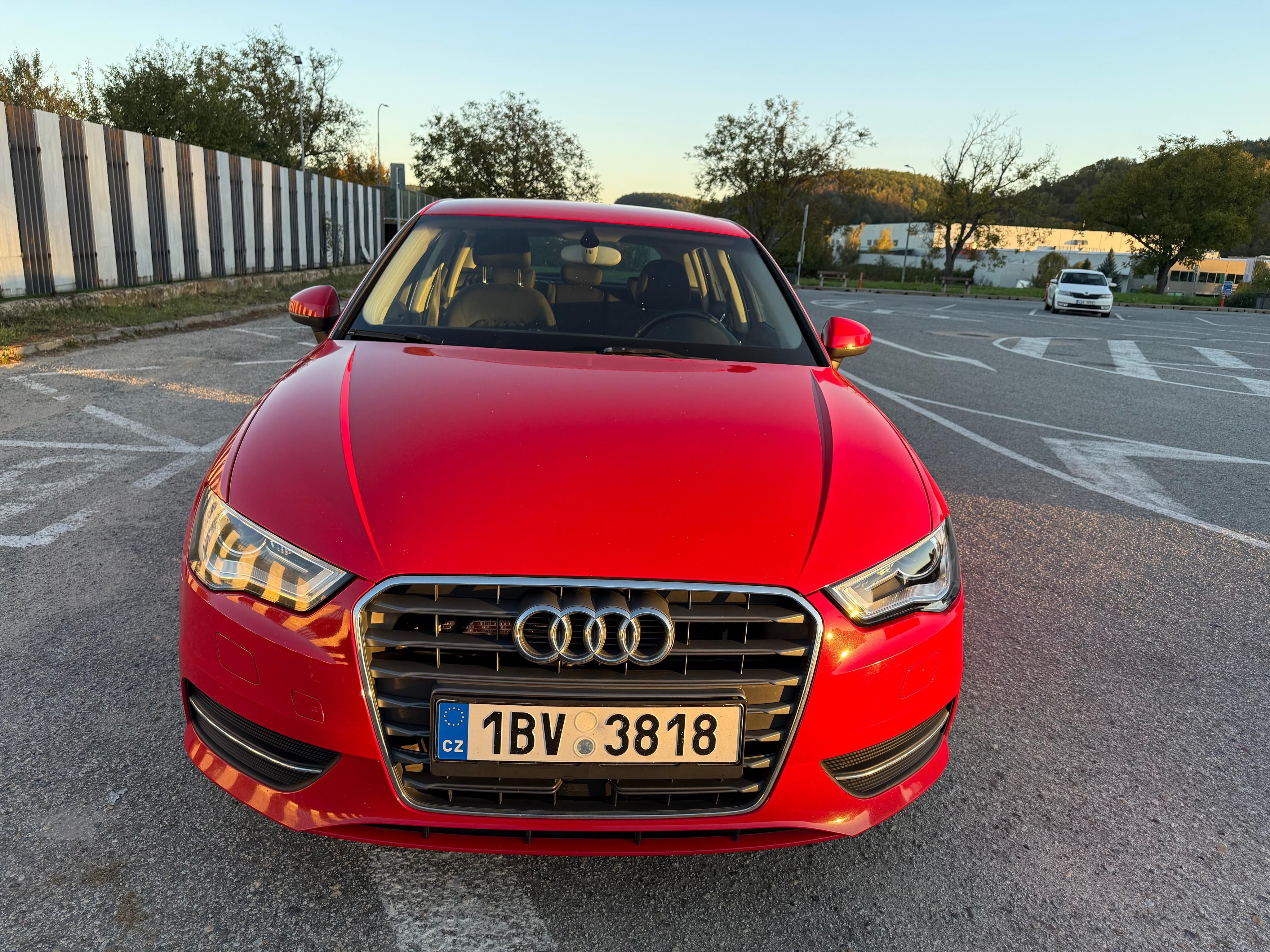 Audi A3, 1,6 TDi 81 kw - fotka 2