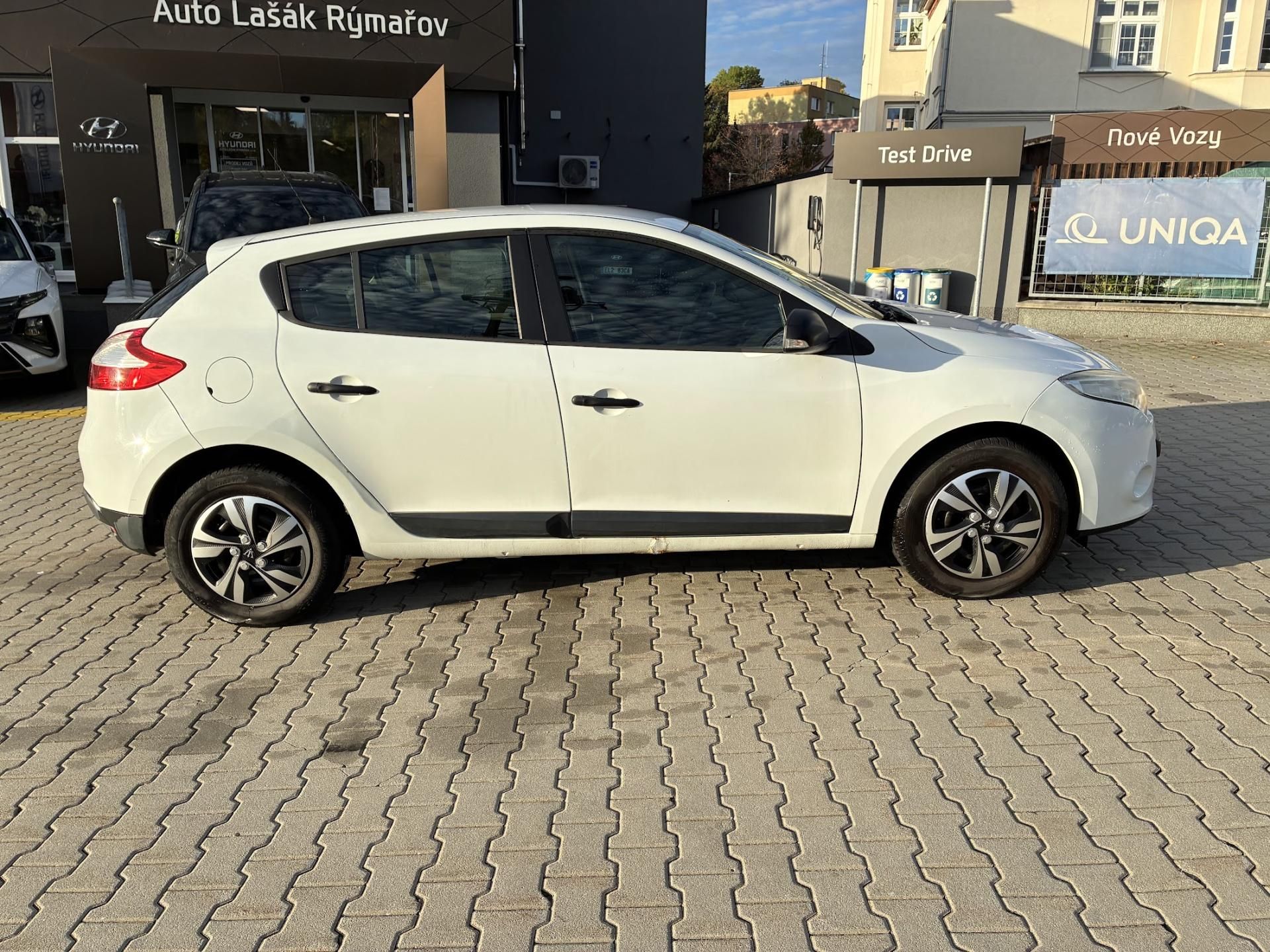 Renault Mégane, 1.6-74kW,KLIMA,TAŽNÉ ZAŘÍZENÍ - fotka 2