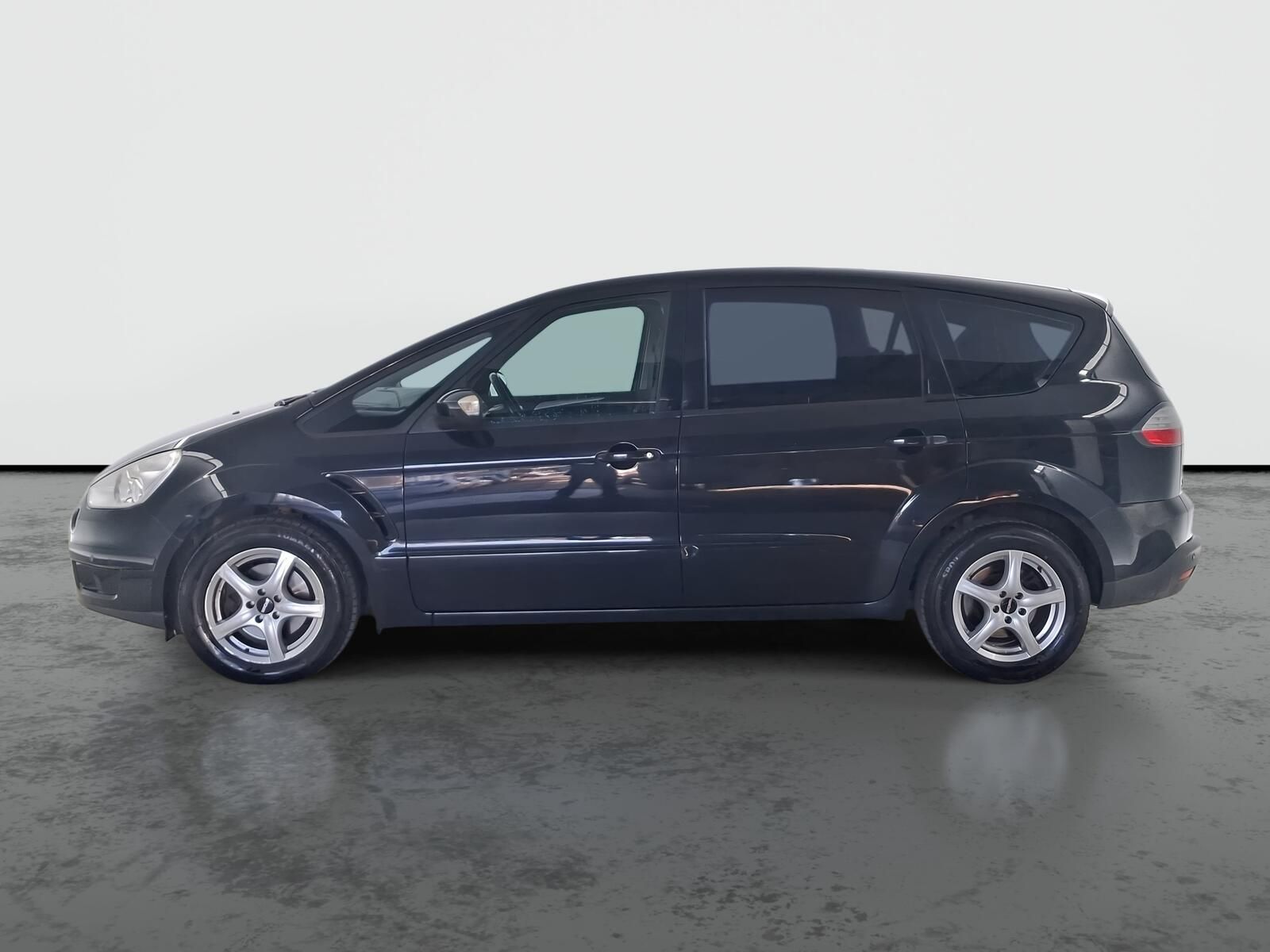 Ford S-MAX, 2.0 TDCi, po STK - fotka 3