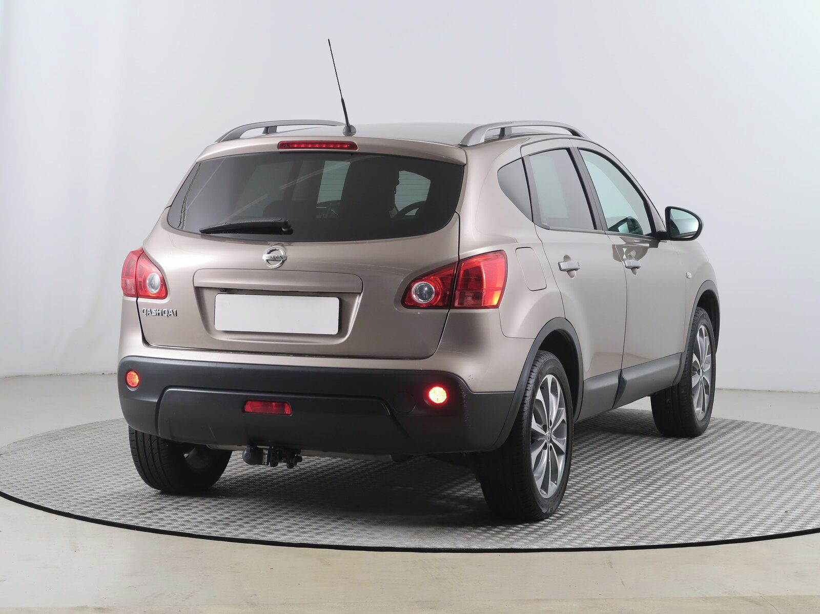 Nissan Qashqai, 1.6, Serv.kniha - fotka 5