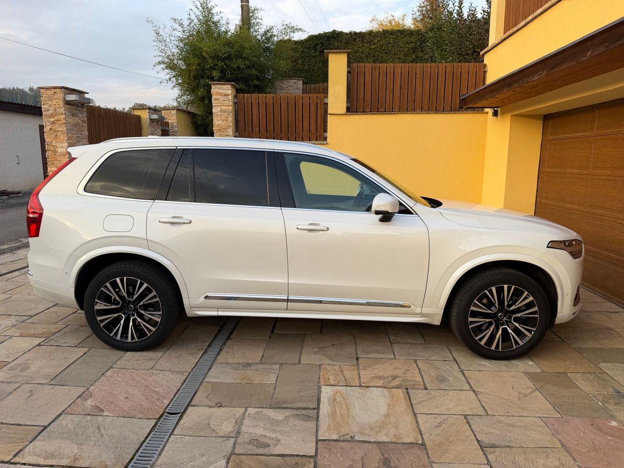 Volvo XC90, T8 Recharge Inscription,1maj. - fotka 4