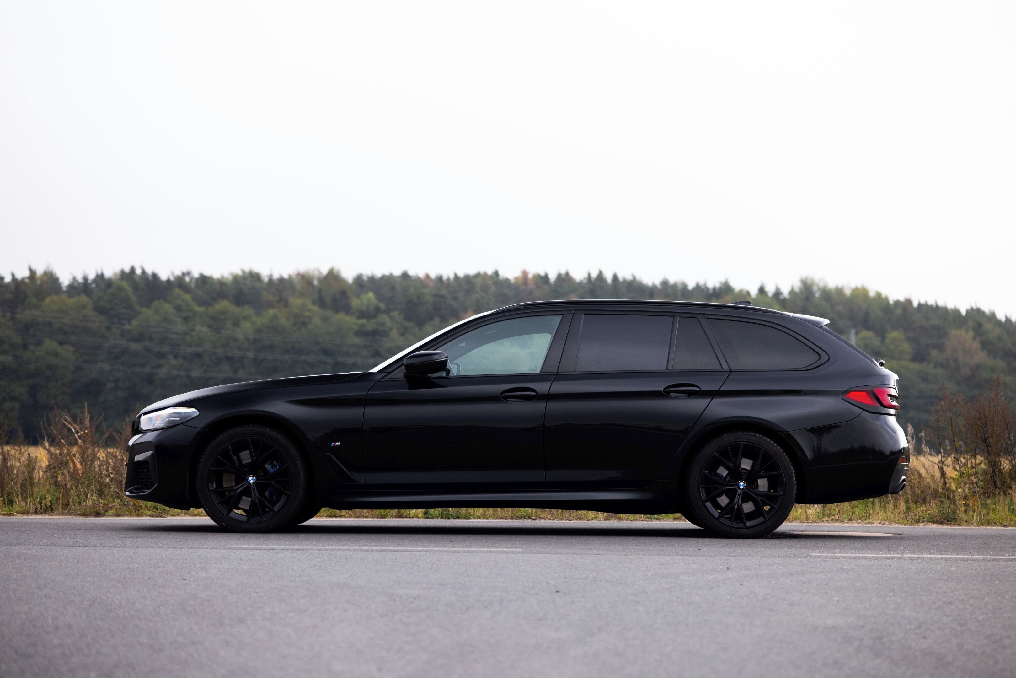 BMW Řada 5, BMW 530D xDrive 210kW, Mpaket - fotka 6