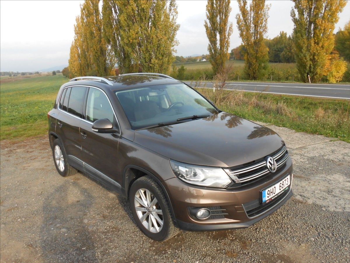 Volkswagen Tiguan, 2,0 TDI 125 kW 4x4 Serviska - fotka 4