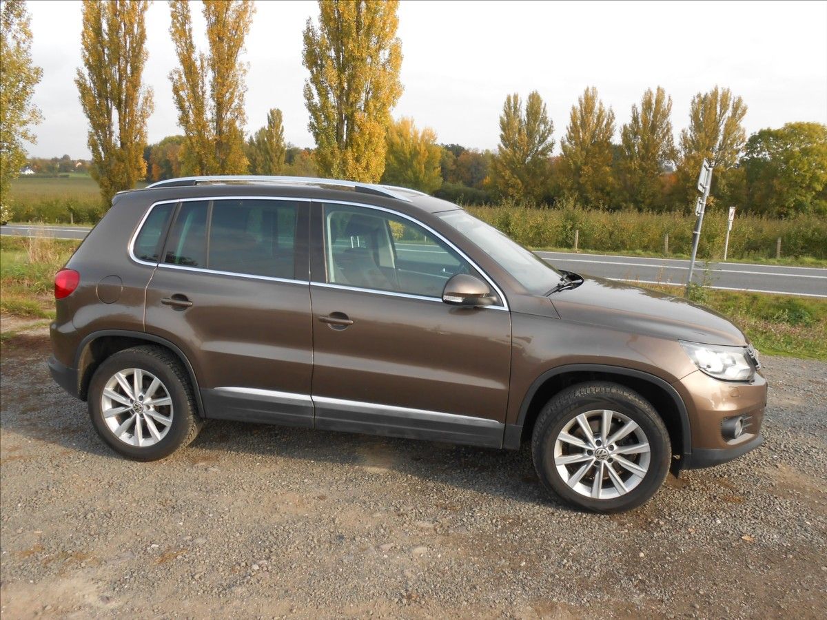 Volkswagen Tiguan, 2,0 TDI 125 kW 4x4 Serviska - fotka 6