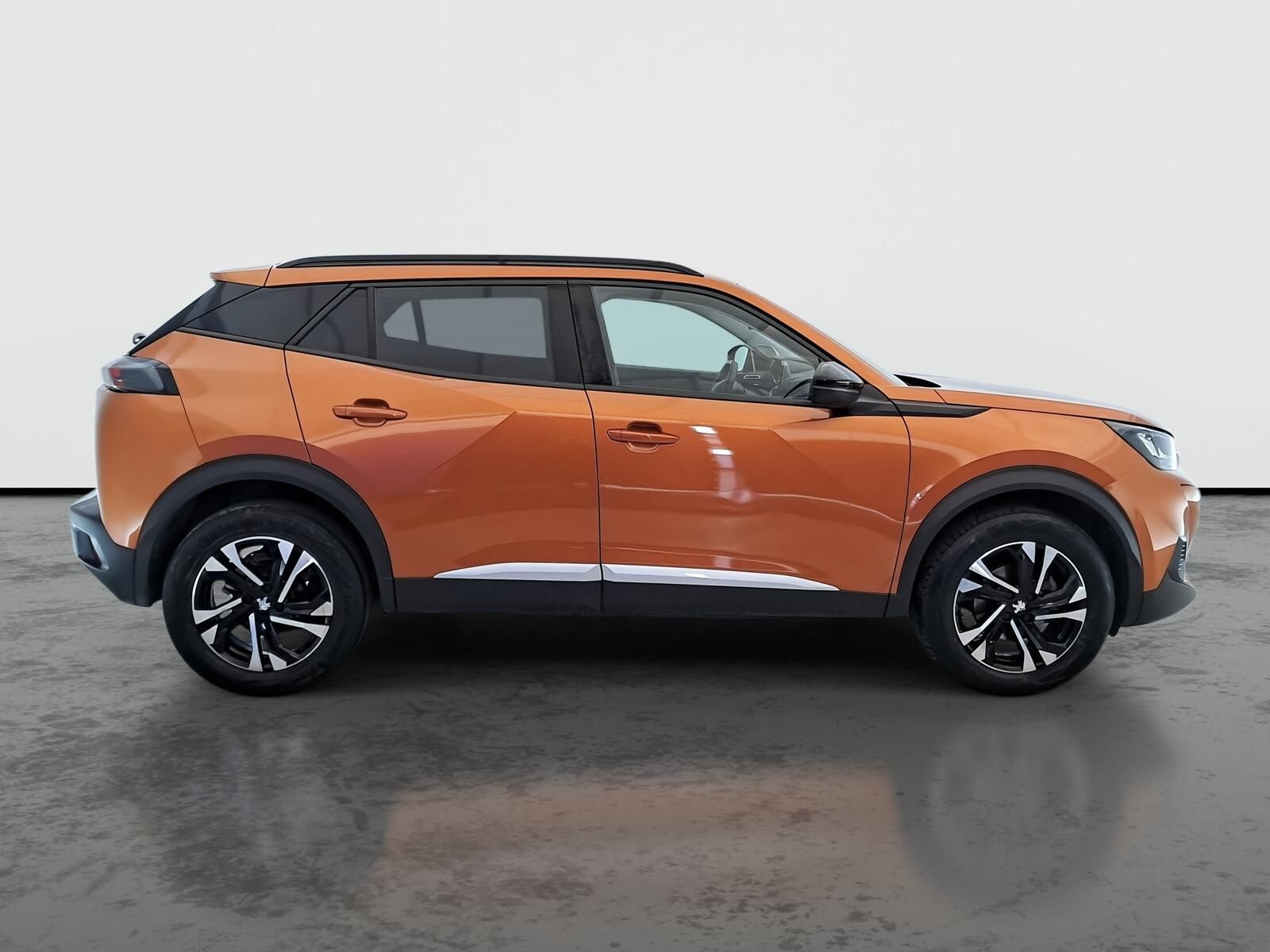 Peugeot 2008, 1.2 PureTech, ČR,1.maj - fotka 6
