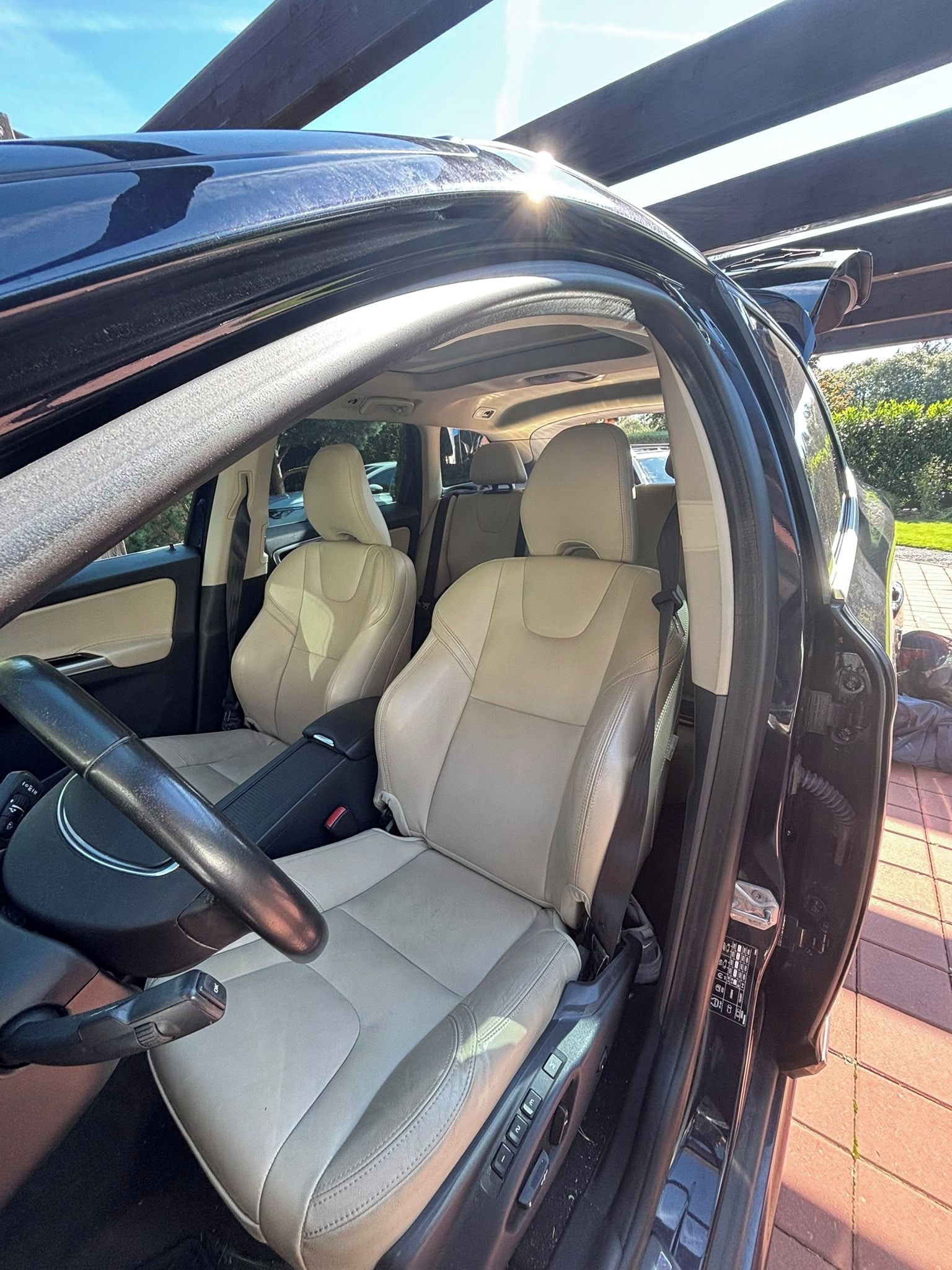 Volvo XC60, Volvo XC60 2.4 D4 AWD ( 4x4 )
