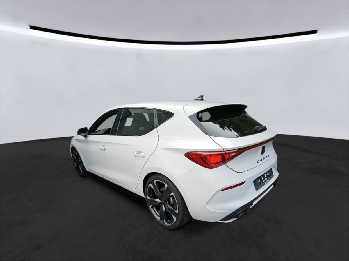 Cupra Leon, 2,0 TSI 221 KW - fotka 3