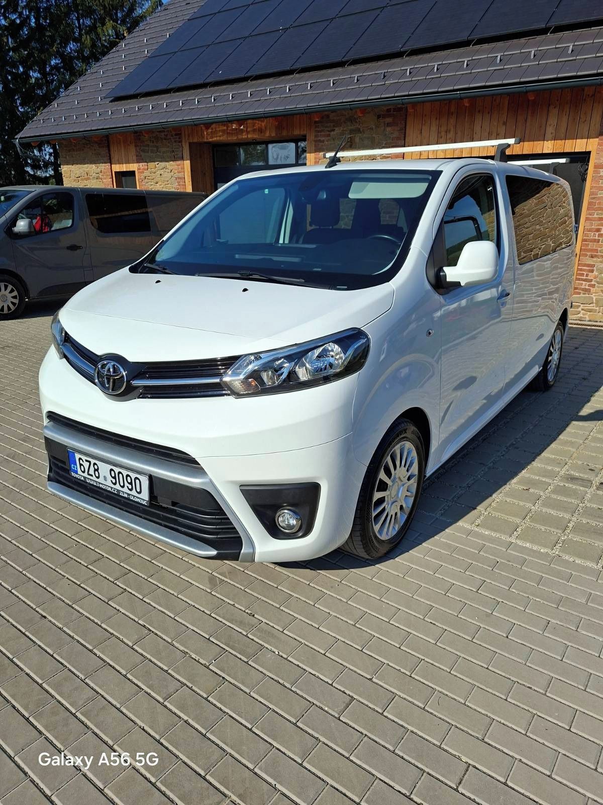 Toyota Proace, Toyota Proace Verso 2.0D aut. - fotka 5
