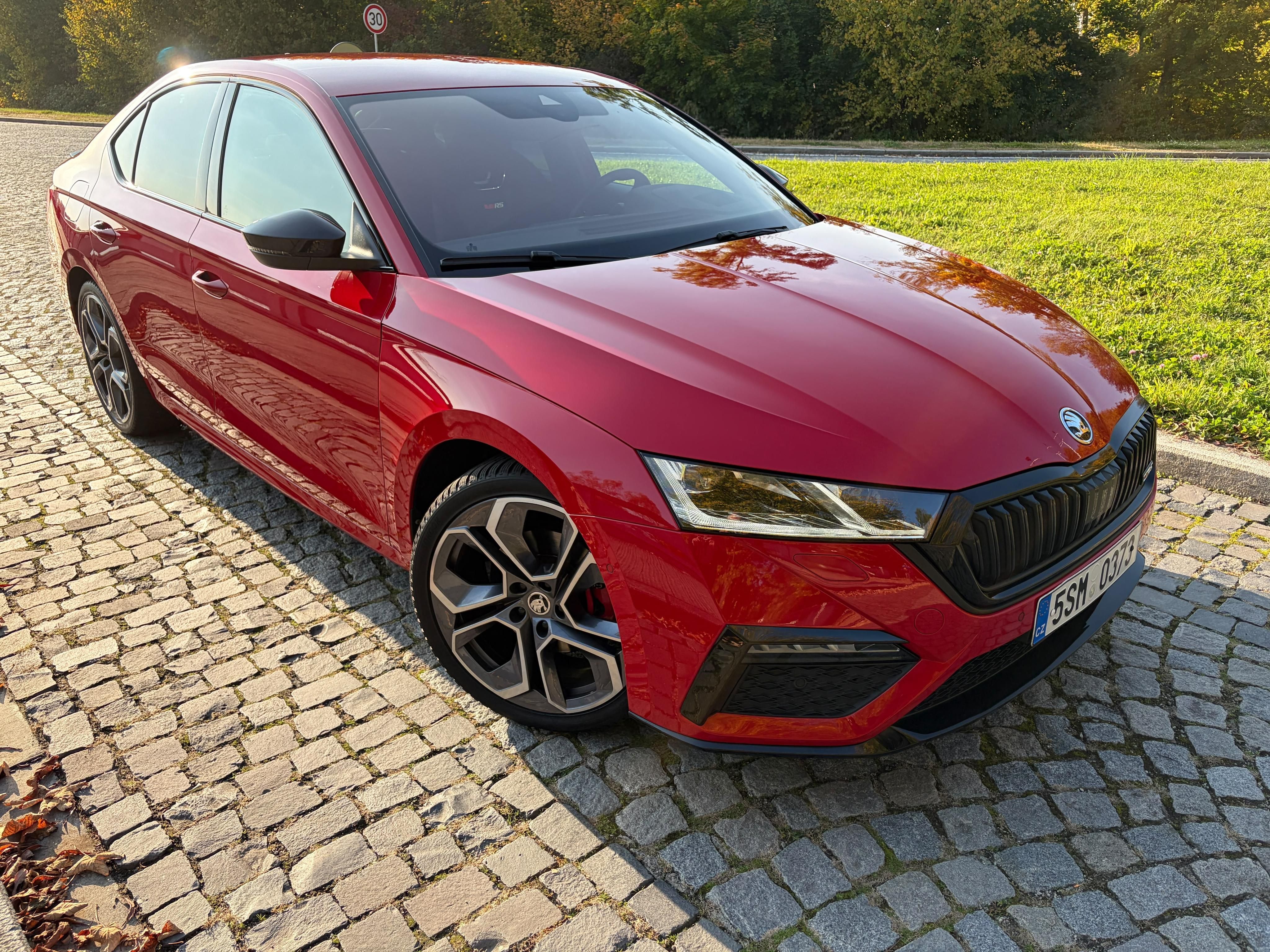 Škoda Octavia, 2.0 TDI 147kw 4x4 DSG RS DPH - fotka 2