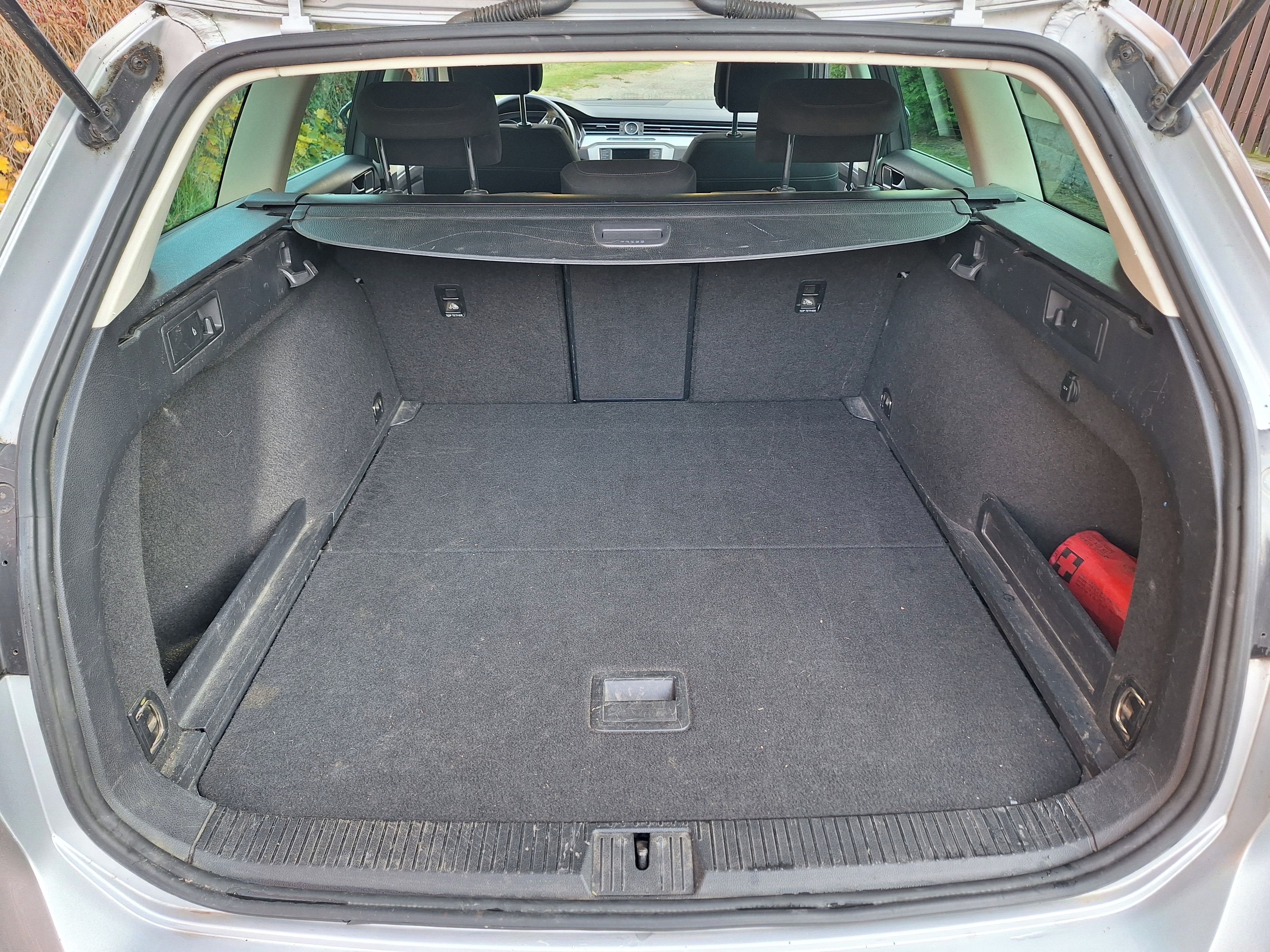 Volkswagen Passat, 1.9 TDI, v dobrém stavu - fotka 5