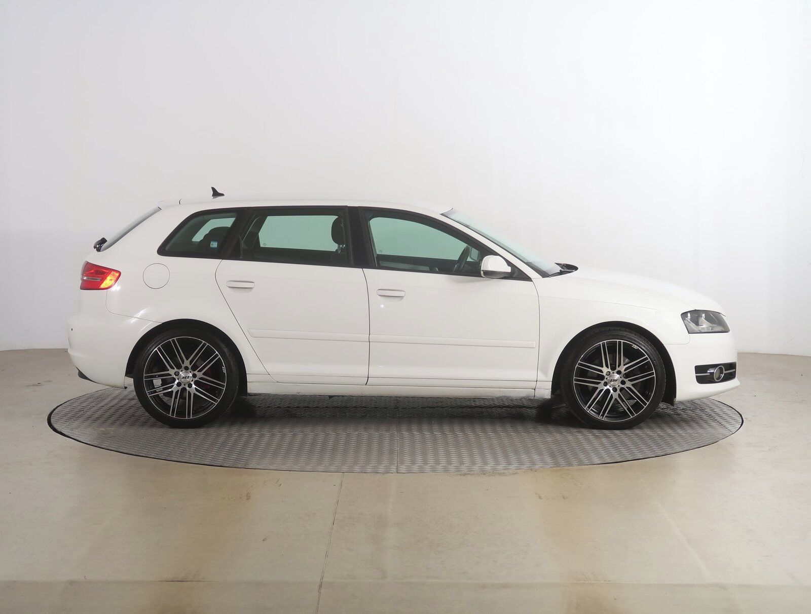 Audi A3, 2.0 TDI, 4X4 - fotka 6