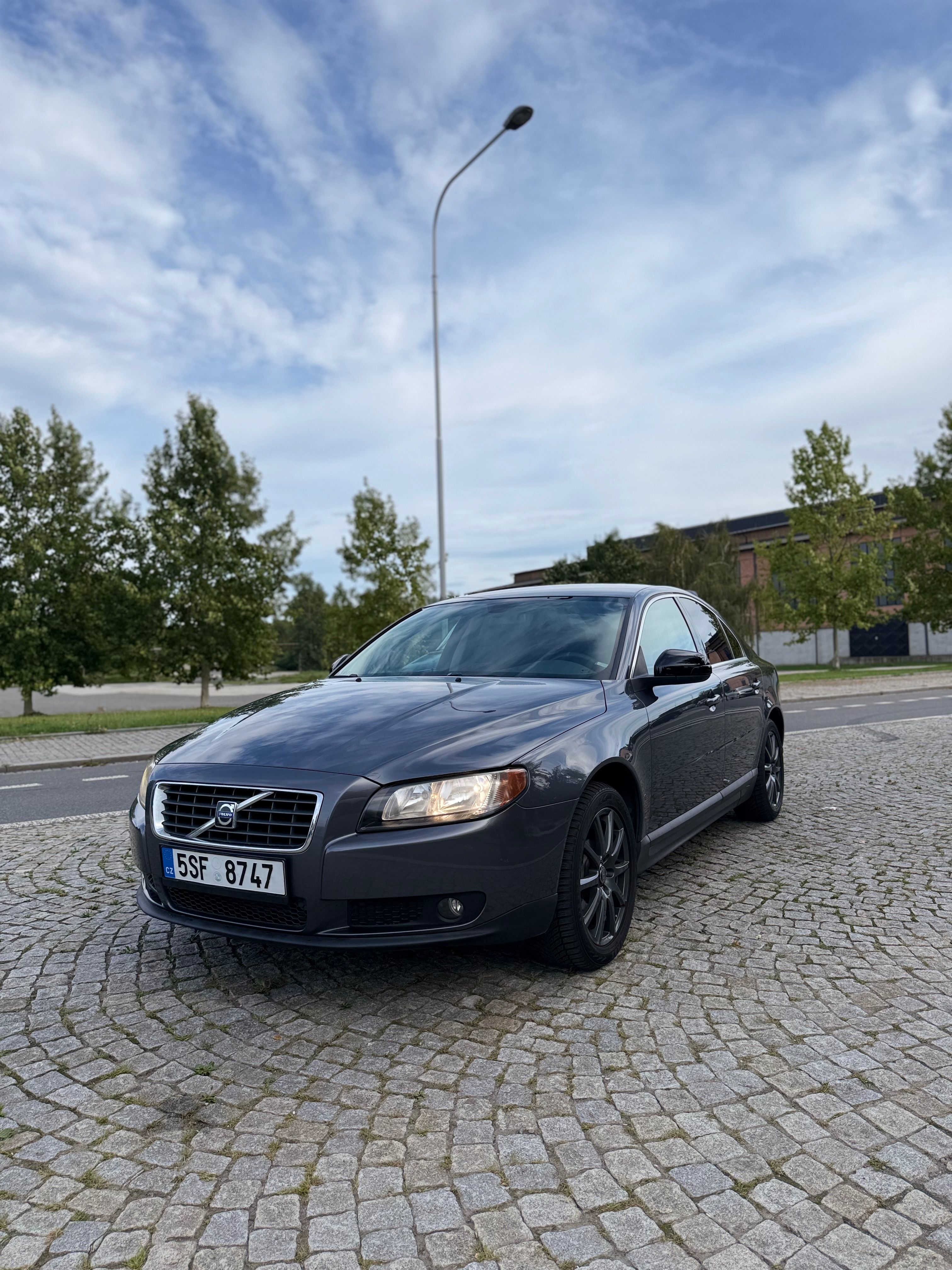 Volvo S80, 2.5t - fotka 2